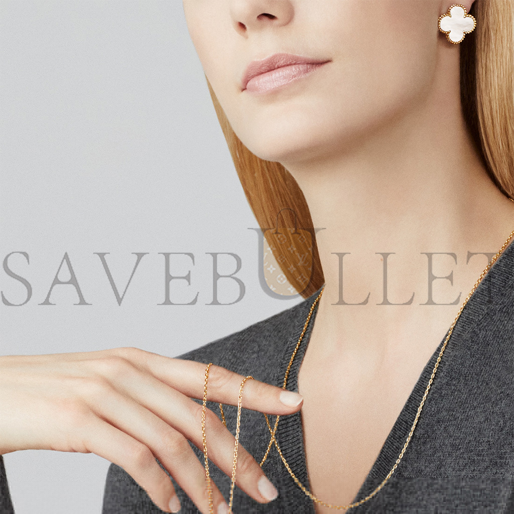 V*N CL*F arpels magic alhambra earrings - yellow gold, mother-of-pearl vcara43700